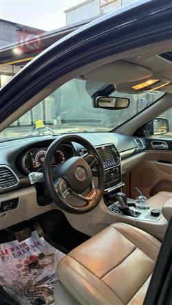 جيب جراند شيروكي